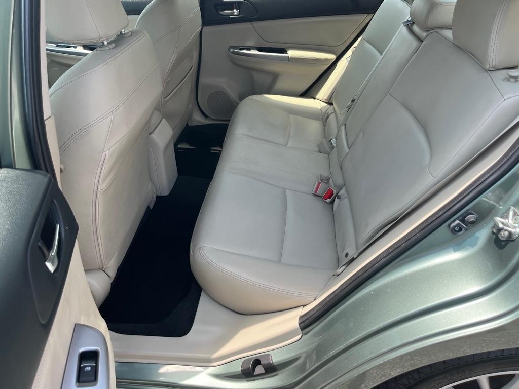 Subaru Impreza 2.0i Limited PZEV 4-Door 2015