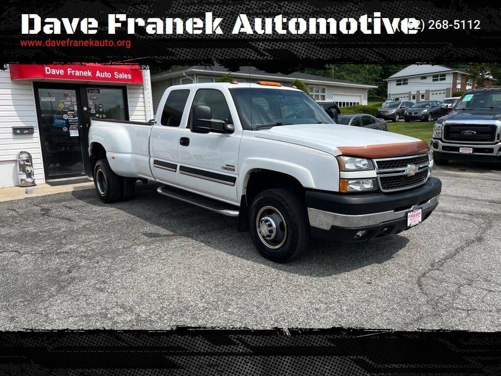 2006 Chevrolet Silverado 3500 LT1 Ext. Cab 4WD DRW