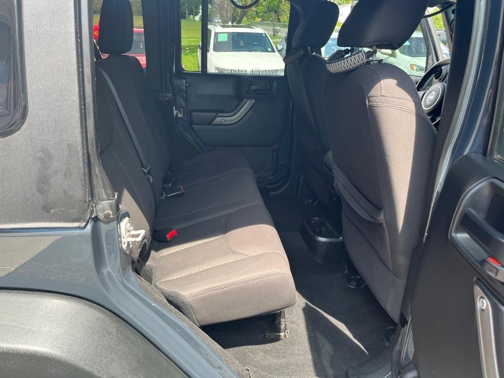 Jeep Wrangler Unlimited Sport 4WD 2017