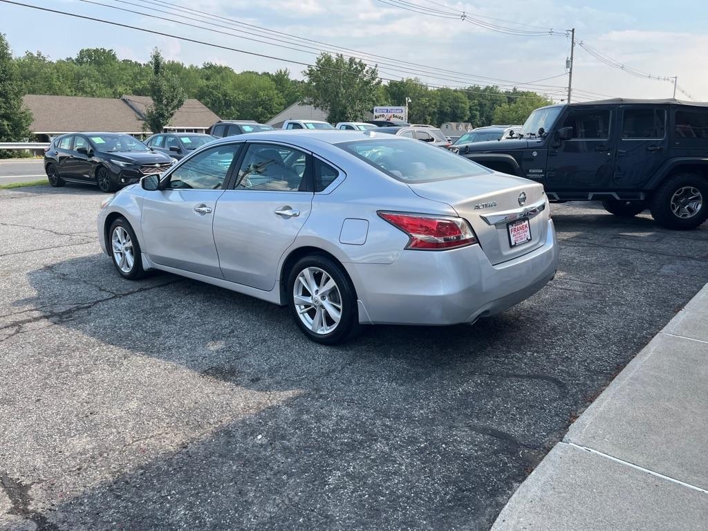 Nissan Altima 2.5 SV 2015