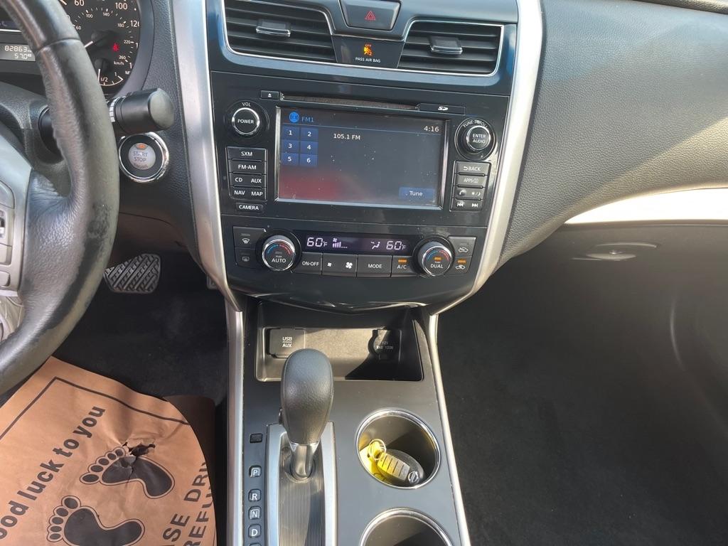 Nissan Altima 2.5 SV 2015