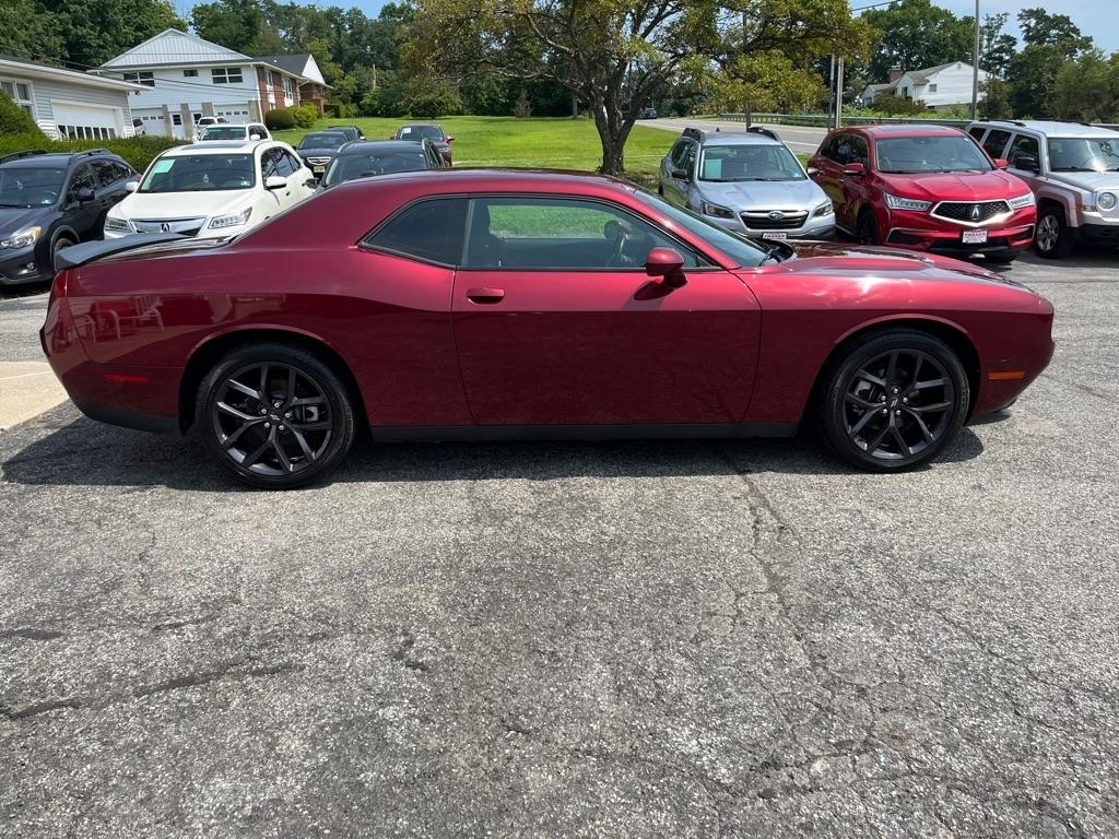 Dodge Challenger SXT 2021
