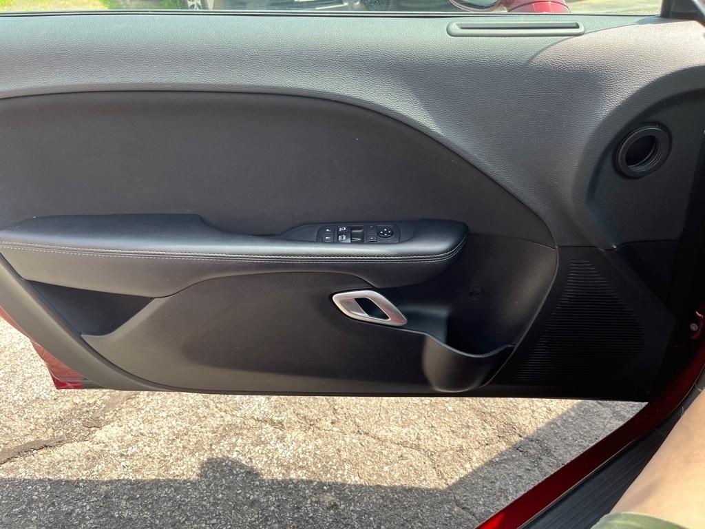Dodge Challenger SXT 2021