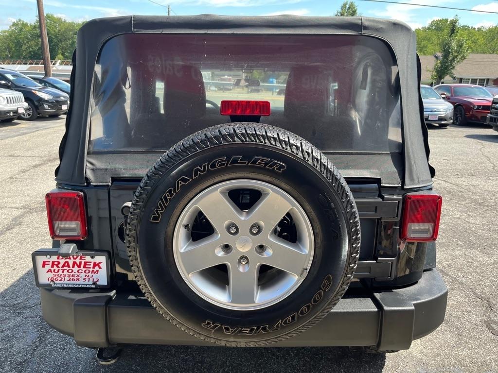 Jeep Wrangler Sport 4WD 2015