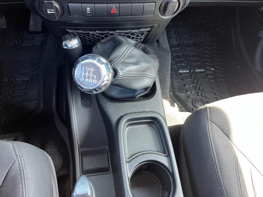 Jeep Wrangler Sport 4WD 2015