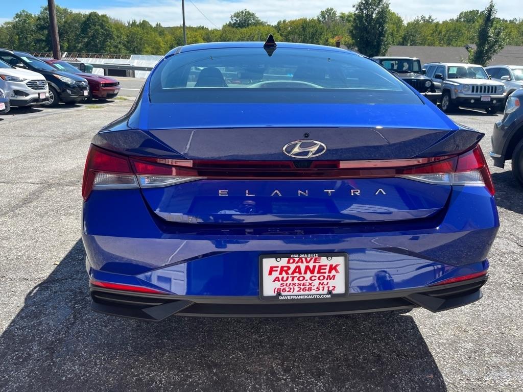 Hyundai Elantra SEL 2023