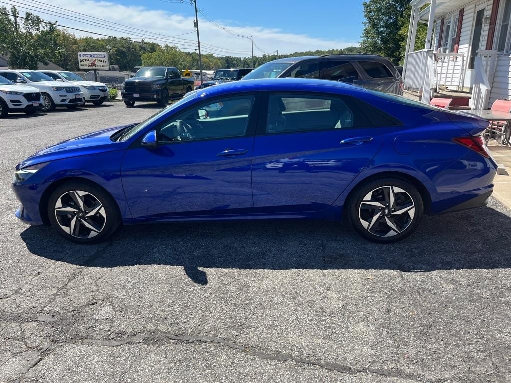 Hyundai Elantra SEL 2023