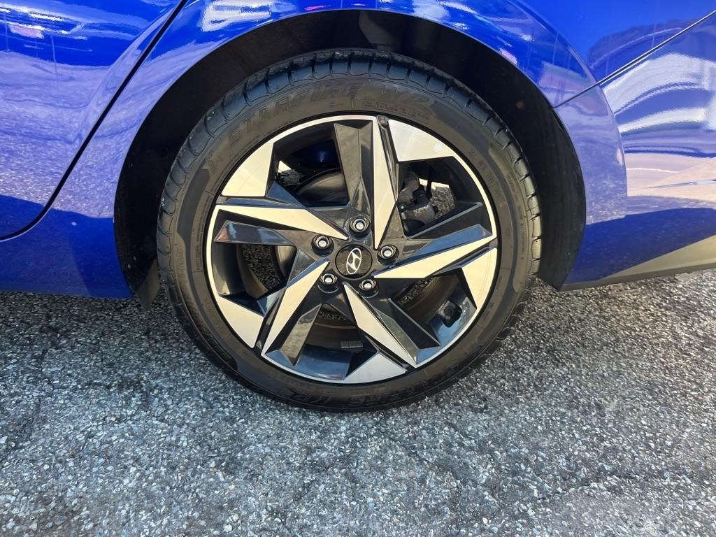 Hyundai Elantra SEL 2023