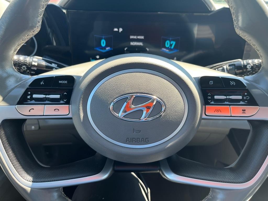 Hyundai Elantra SEL 2023