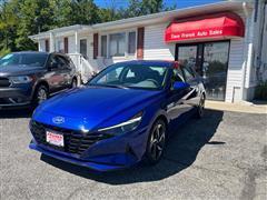 2023 Hyundai Elantra 