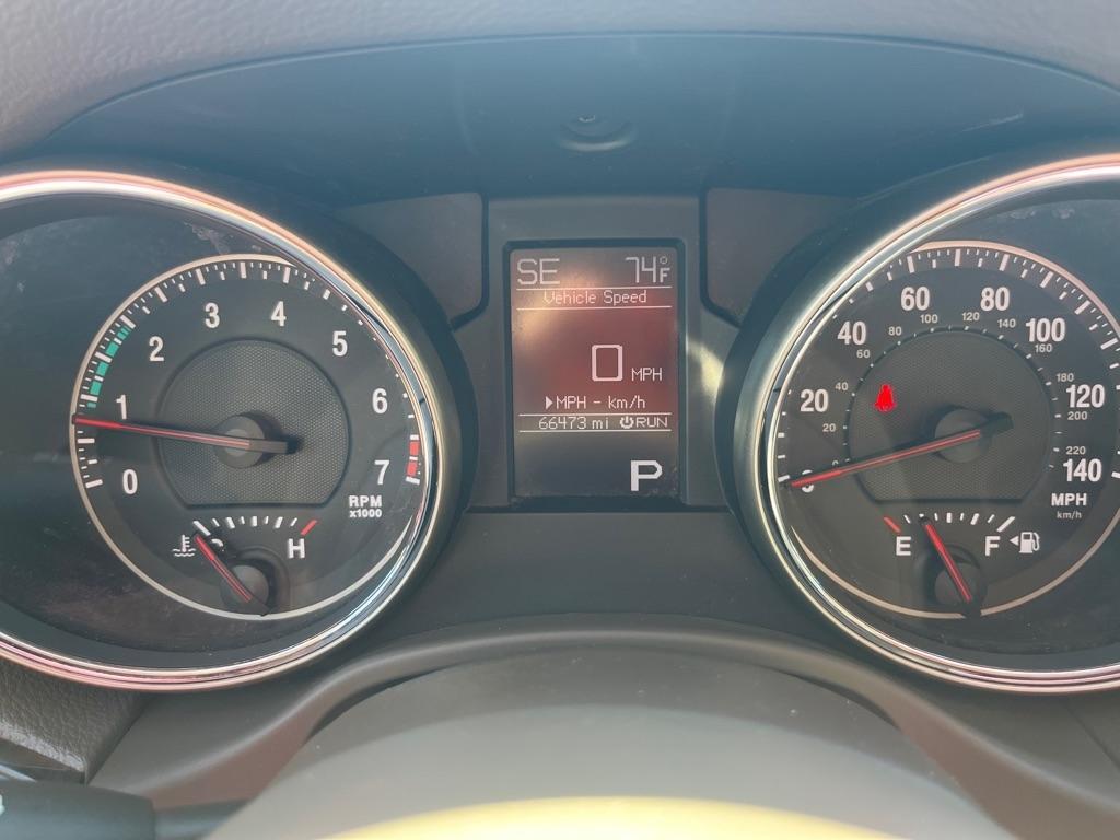 Jeep Grand Cherokee Laredo 4WD 2012