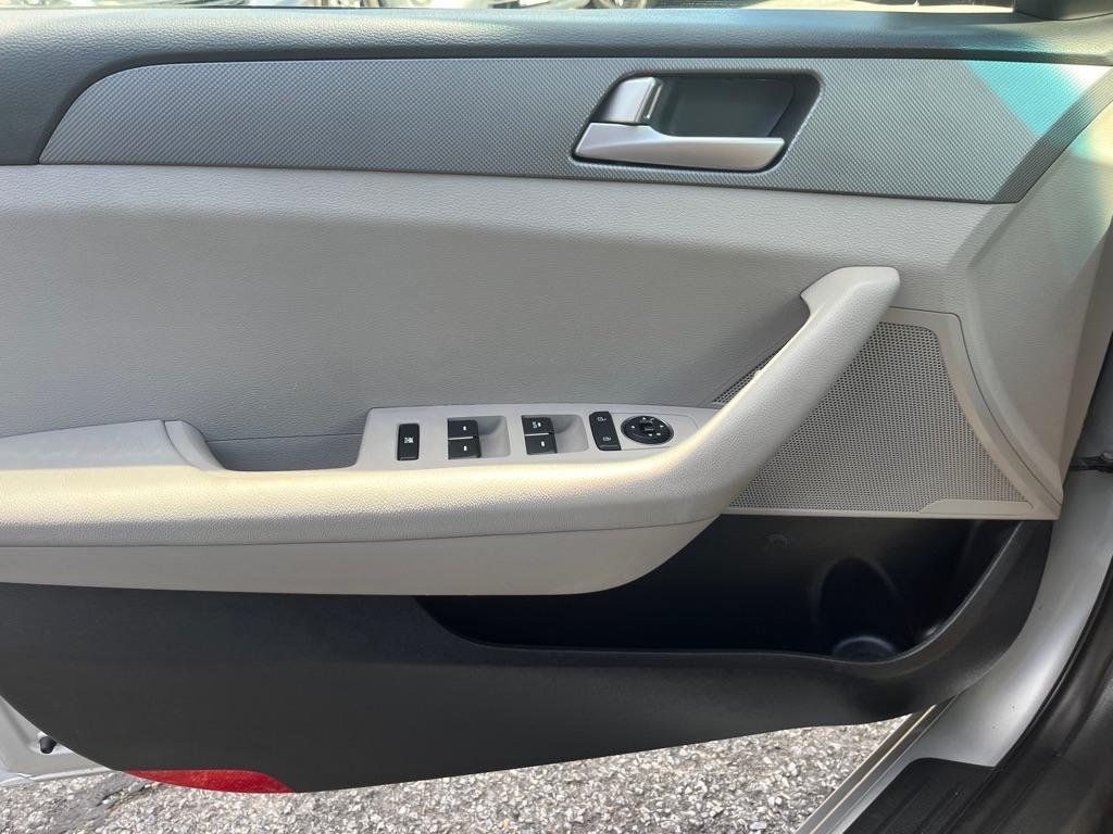 Hyundai Sonata SE 2017