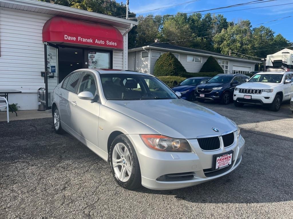 BMW 3-Series 328xi 2008