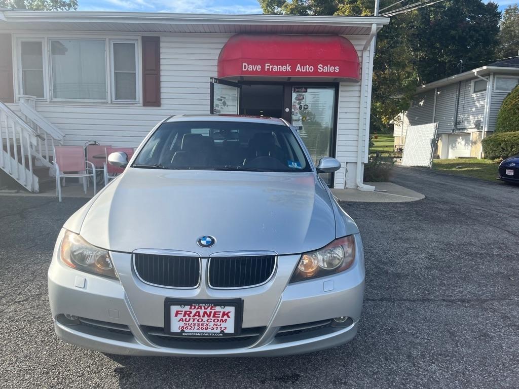 BMW 3-Series 328xi 2008