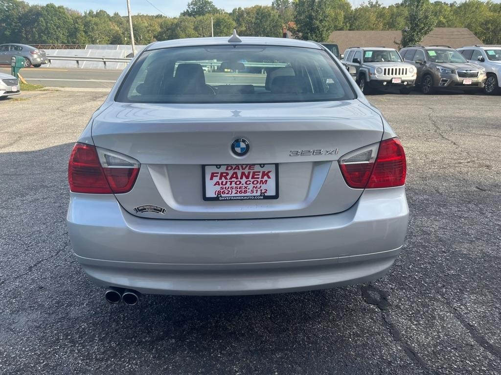 BMW 3-Series 328xi 2008
