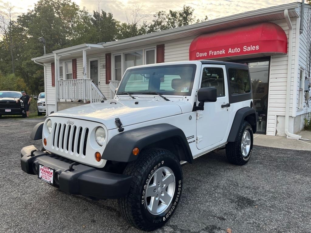 Jeep Wrangler Sport 4WD 2013