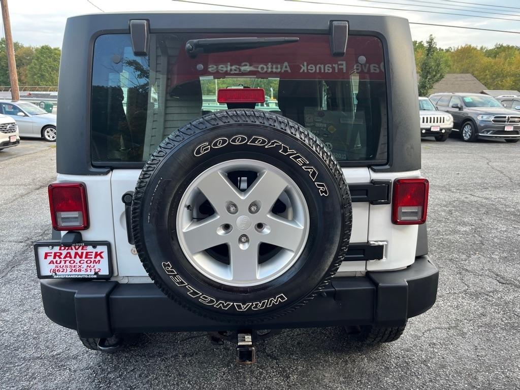 Jeep Wrangler Sport 4WD 2013