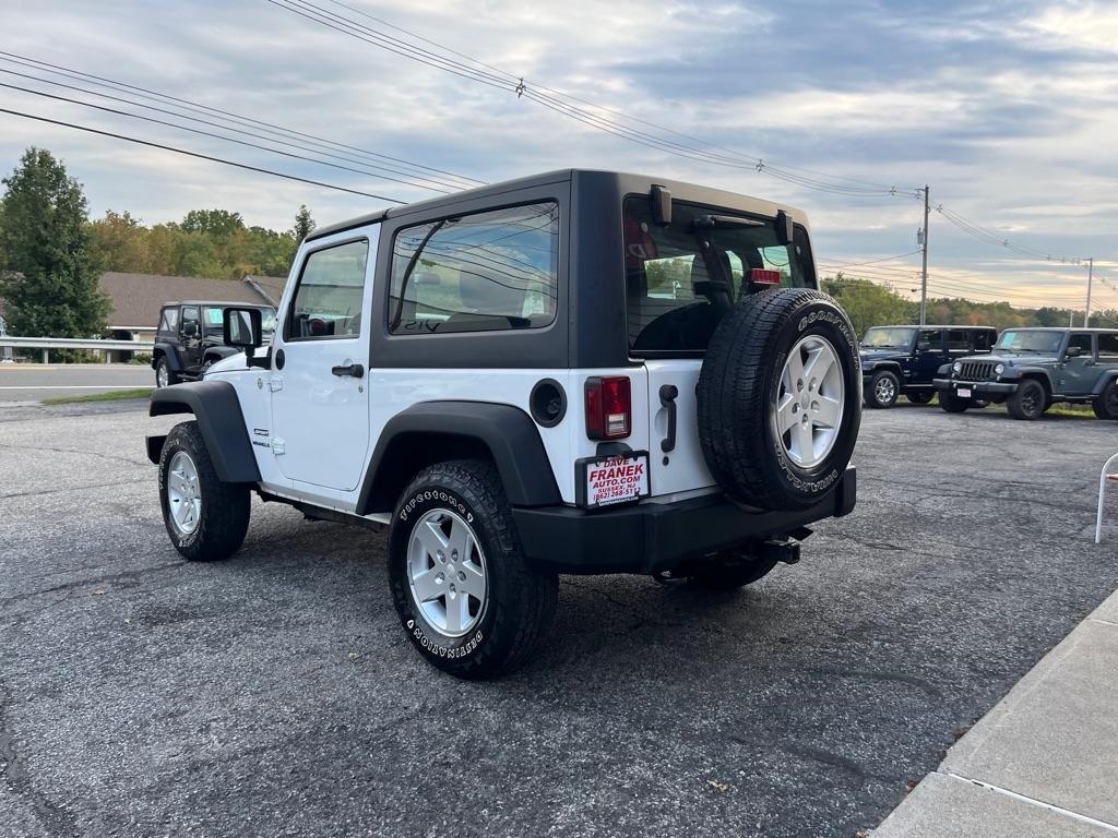 Jeep Wrangler Sport 4WD 2013