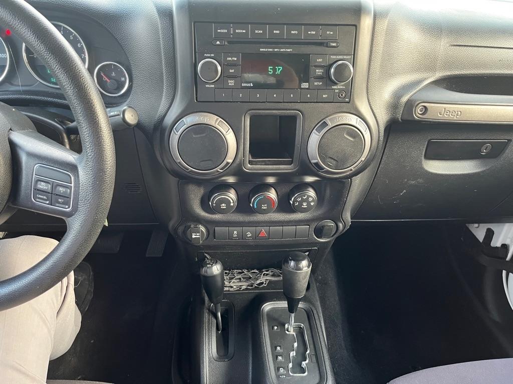 Jeep Wrangler Sport 4WD 2013