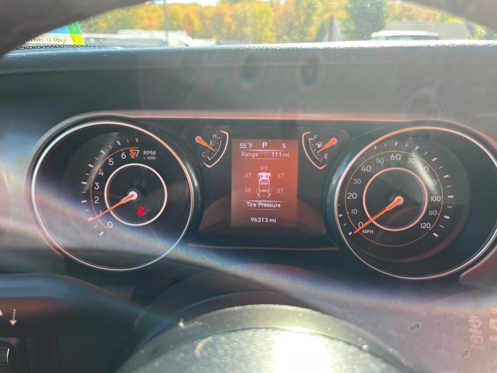 Jeep Wrangler Sport 4WD 2020