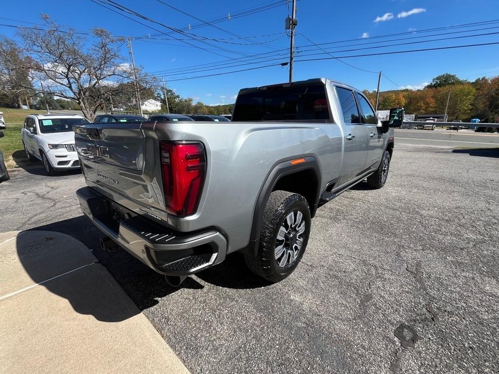 GMC Sierra 3500HD Denali Crew Cab 4WD 2024