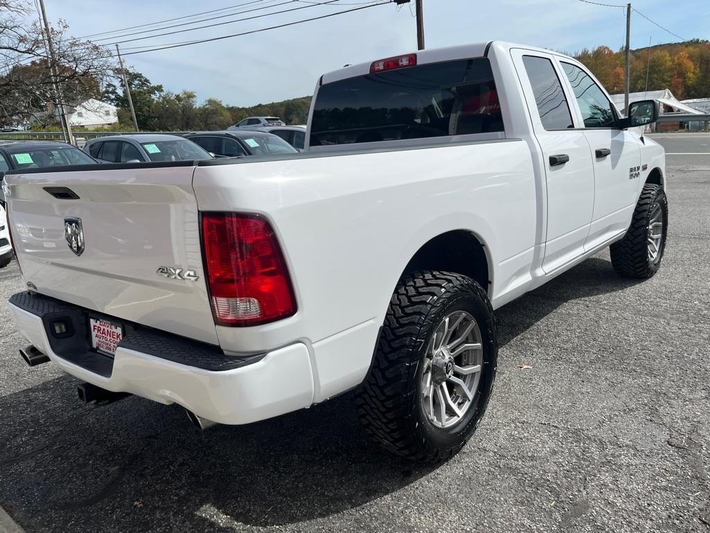 RAM 1500 Tradesman Quad Cab 4WD 2018