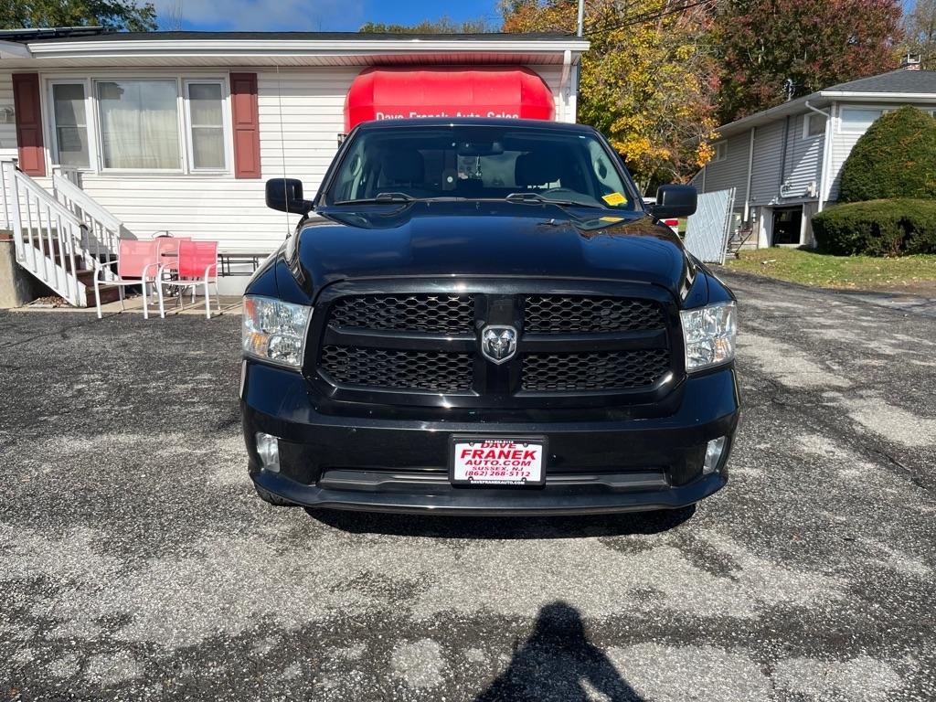 RAM 1500 Tradesman Quad Cab 4WD 2016