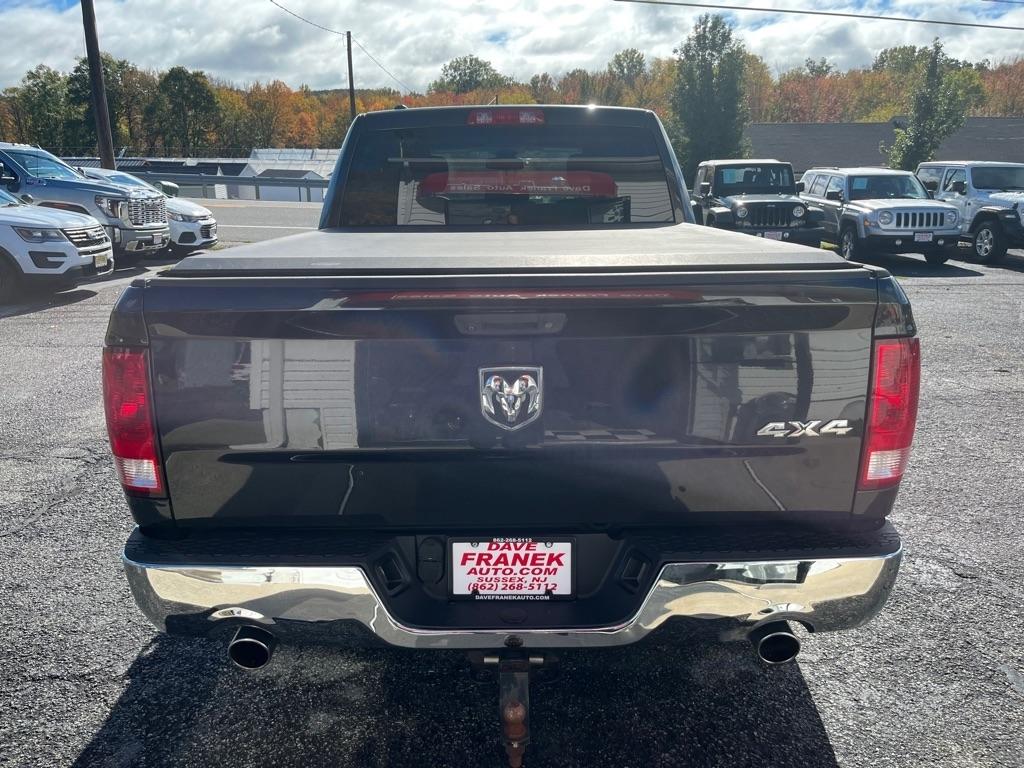 RAM 1500 Tradesman Quad Cab 4WD 2016