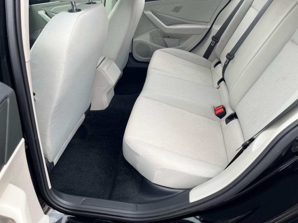 Volkswagen Jetta 1.4T S 6M 2019
