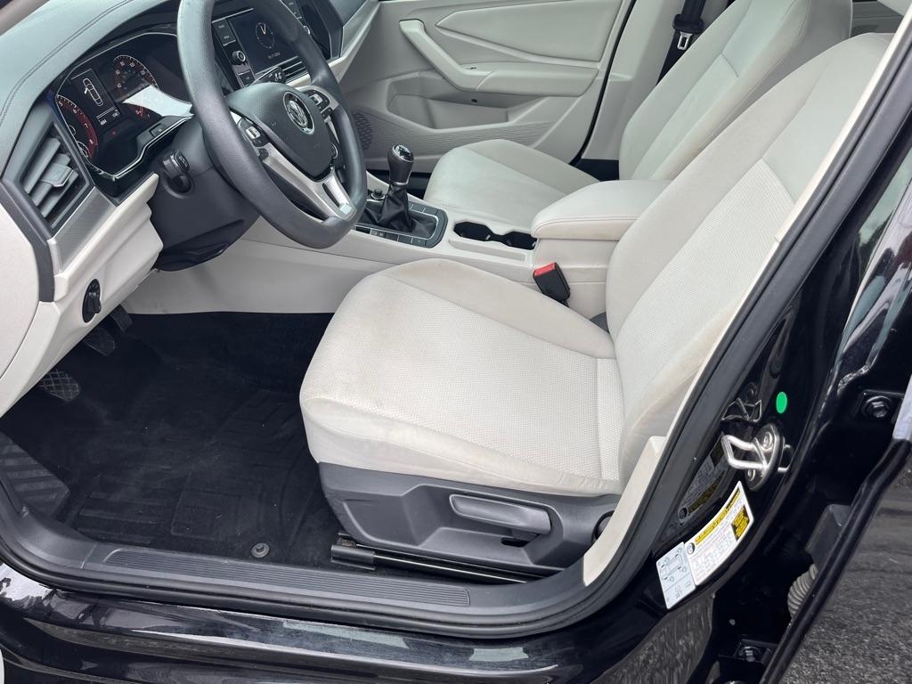 Volkswagen Jetta 1.4T S 6M 2019