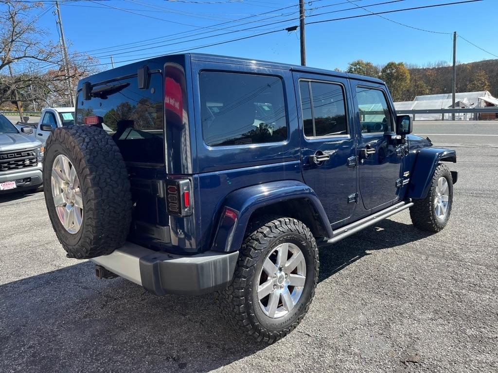 Jeep Wrangler Unlimited Sahara 4WD 2013