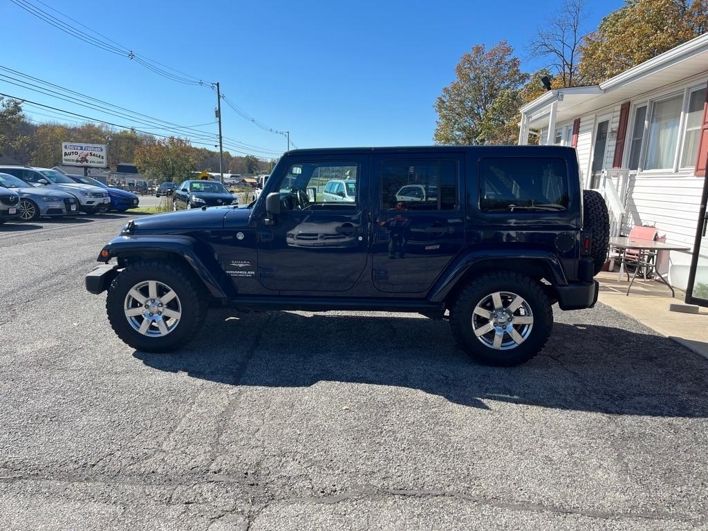 Jeep Wrangler Unlimited Sahara 4WD 2013
