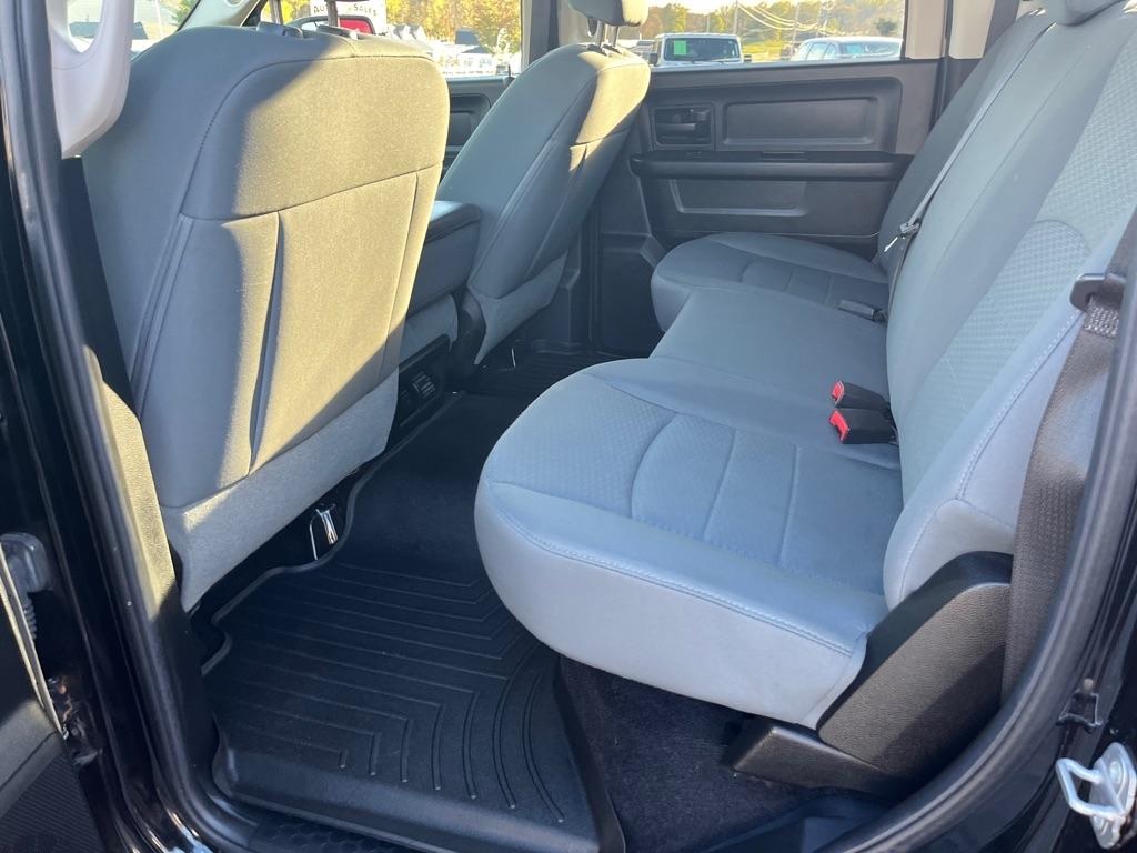 RAM 1500 Tradesman Crew Cab SWB 4WD 2014