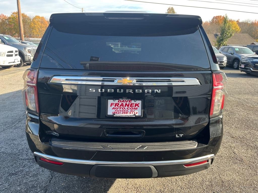 Chevrolet Suburban LT 4WD 2022