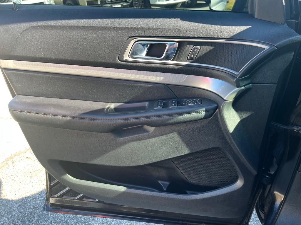 Ford Explorer XLT 4WD 2016