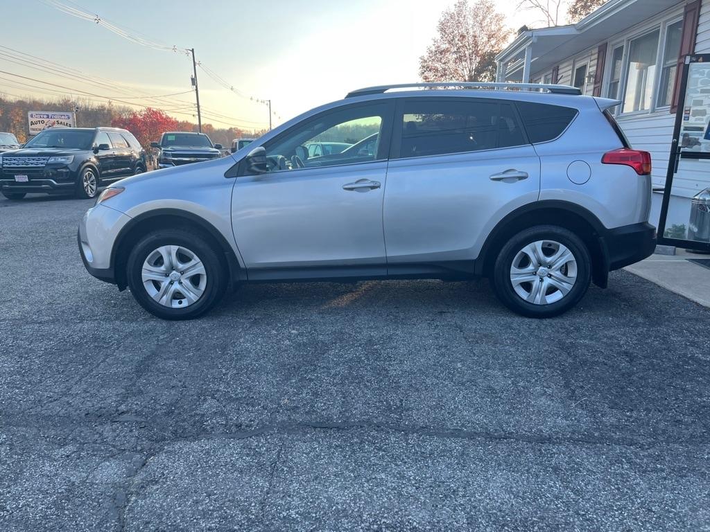 Toyota RAV4 LE AWD 2015