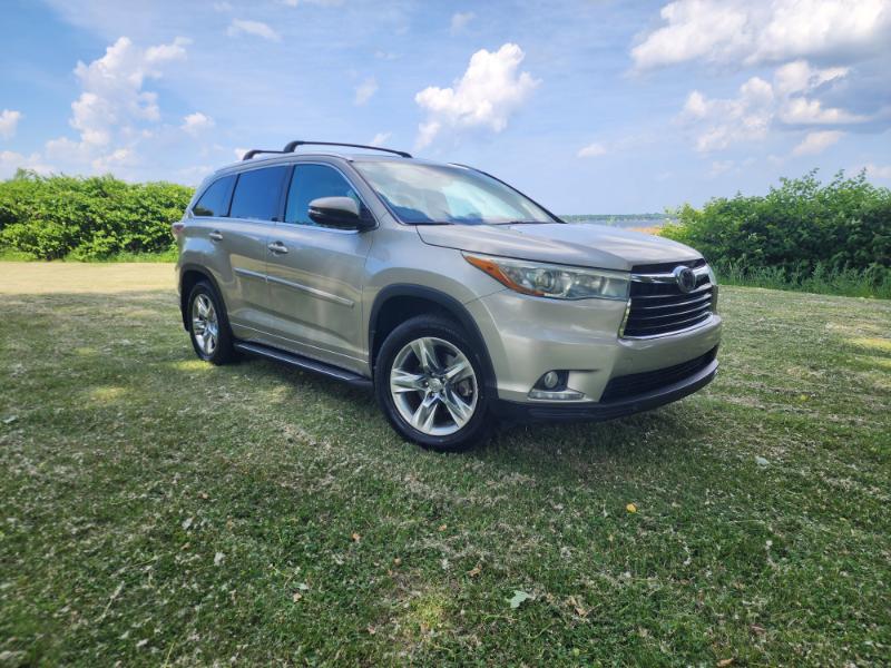 Toyota Highlander Limited Platinum AWD V6 2015 Toyota Highlander Limited Platinum AWD V6 2015