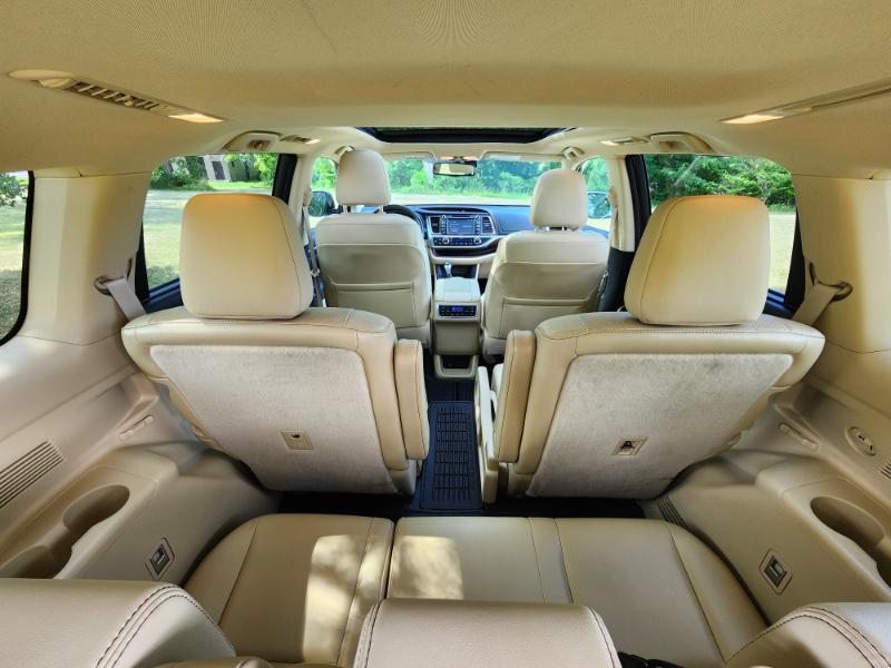 Toyota Highlander Limited Platinum AWD V6 2015 Toyota Highlander Limited Platinum AWD V6 2015