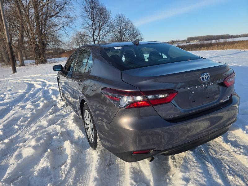 Toyota Camry Hybrid LE 2023