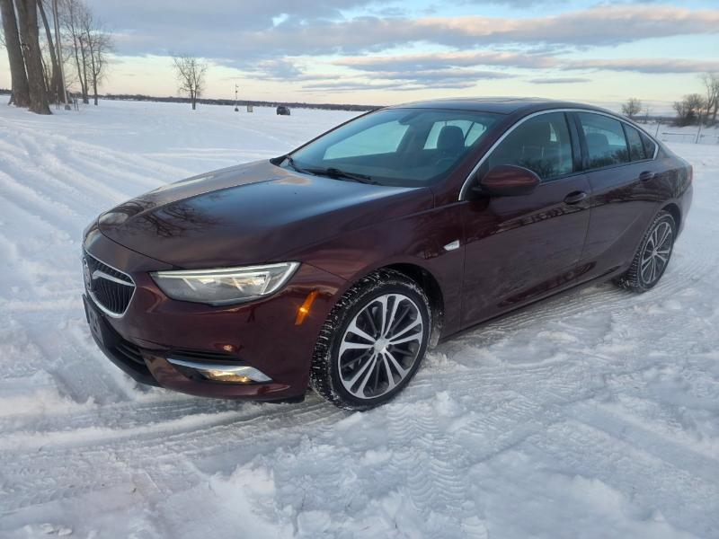 Buick Regal Essence AWD 2018