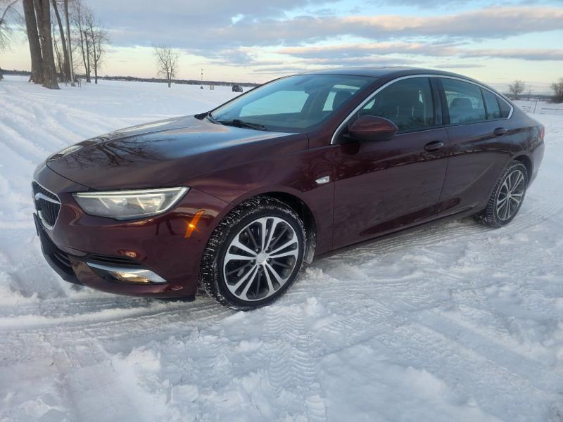 Buick Regal Essence AWD 2018