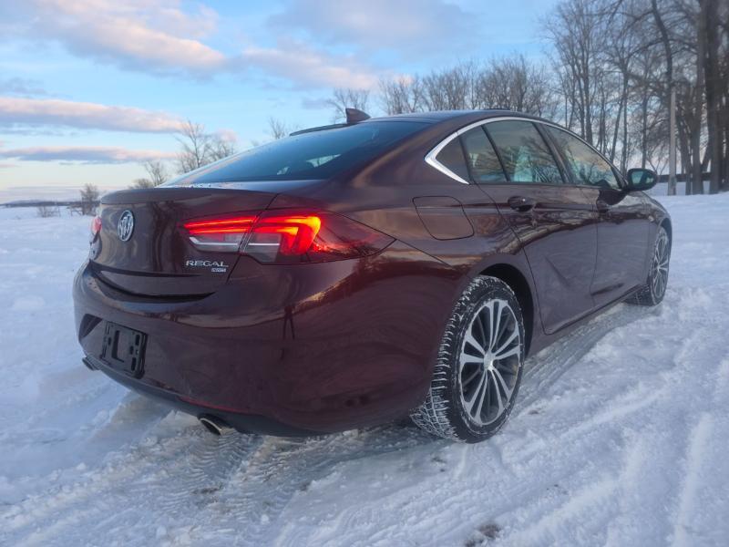 Buick Regal Essence AWD 2018