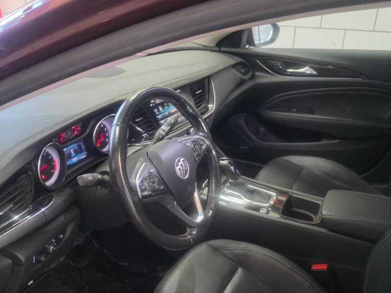 Buick Regal Essence AWD 2018