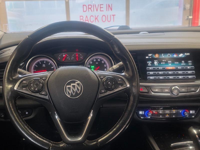 Buick Regal Essence AWD 2018