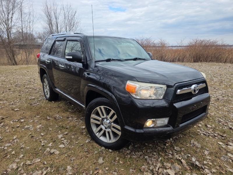 Toyota 4Runner SR5 4WD 2013