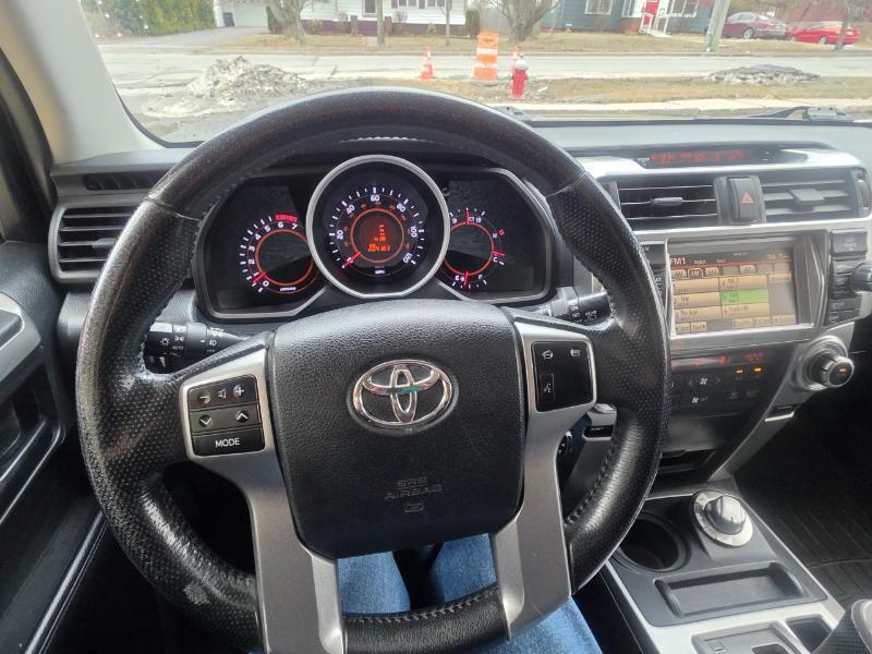 Toyota 4Runner SR5 4WD 2013