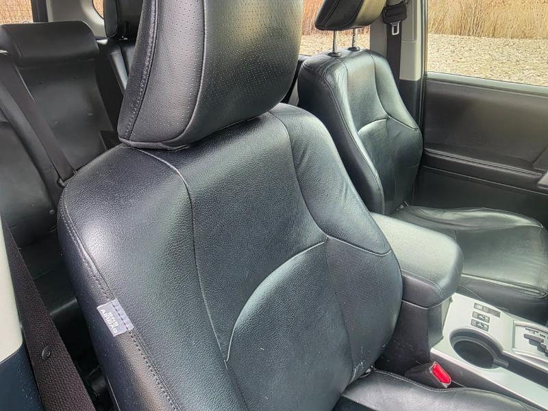 Toyota 4Runner SR5 4WD 2013