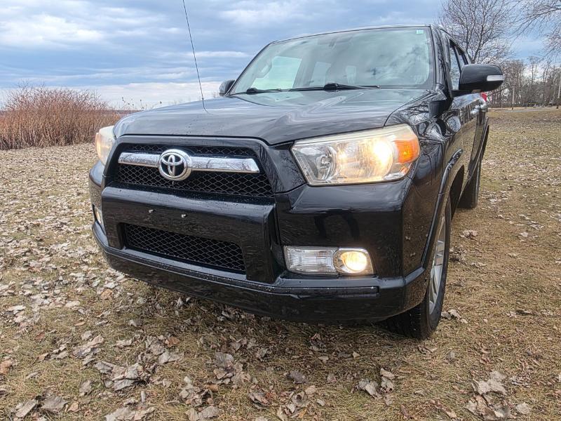Toyota 4Runner SR5 4WD 2013