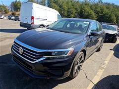 2022 Volkswagen Passat 