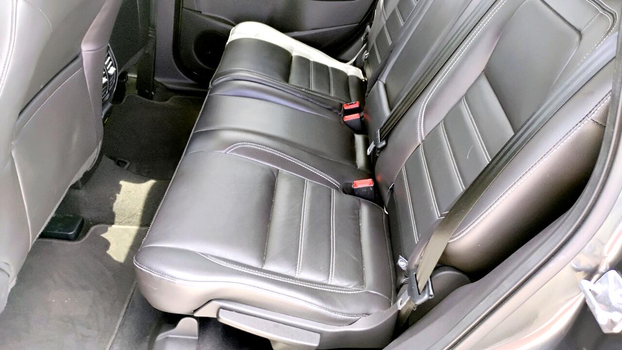 Ford Escape Titanium FWD 2017 Ford Escape Titanium FWD 2017